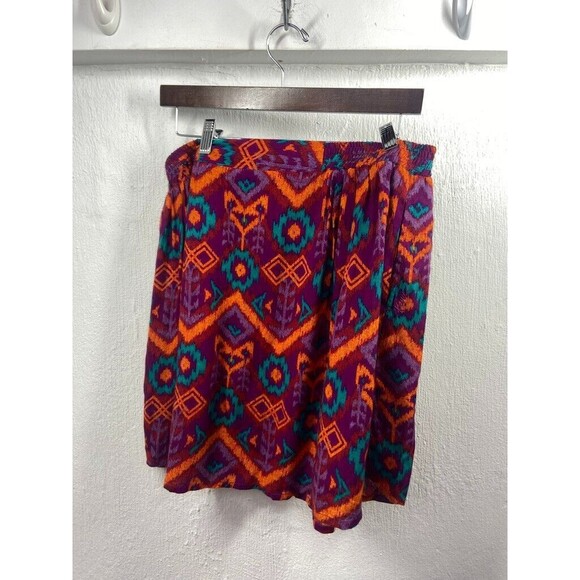 KAVU WOMENS SIZE MED SKIRT AZTEC PATTERN 18 IN LENGTH  ELASTIC WAIST - Picture 2 of 3